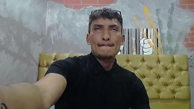 SavageLover  online show from December 2025 05:36:02 AM