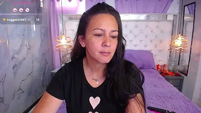 Melissa-roberts online show from November 2025 05:47:01 PM