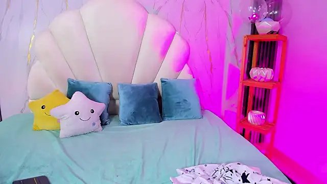 Damiian20  online show from March 2026 12:11:01 PM