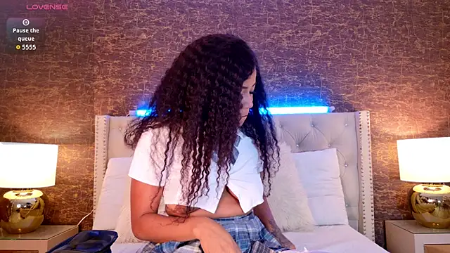 loana vegas online show from March 2026 04:12:02 PM