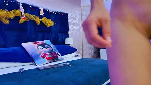 Stacy London online show from December 2025 08:16:02 PM