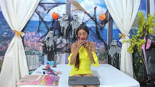 Snapshot of salome_mio chatting on October 2025 07:59:01 PM salome mio online show from October 2025 07:59:01 PM