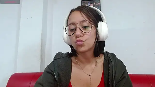 LunaaMorena online show from May 2026 03:09:02 PM