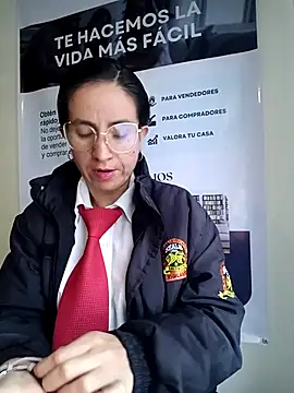 Valentina--1 online show from December 2025 12:03:02 PM