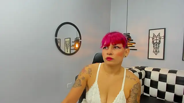 NoaKitsu online show from November 2025 04:01:01 AM