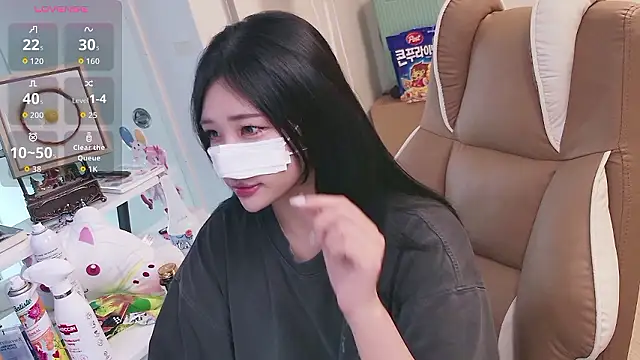 Milk Sola online show from June 2026 01:10:02 AM