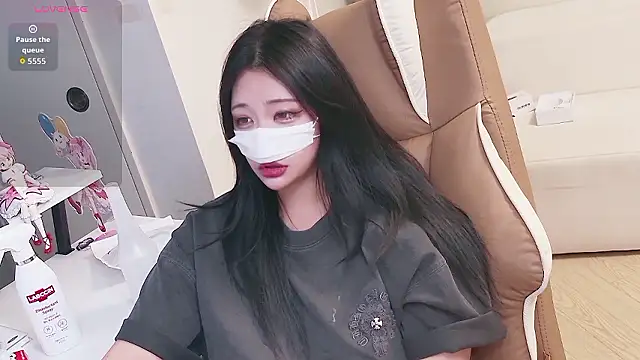 Milk Sola online show from June 2026 03:38:01 PM