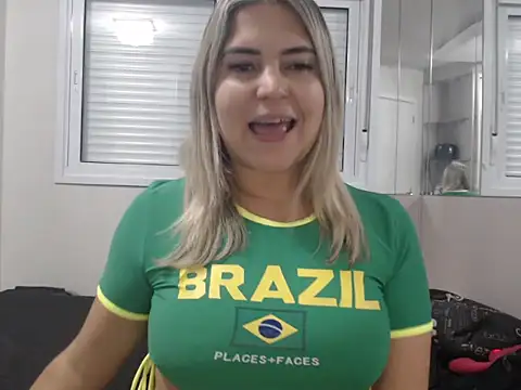 gabi carlos online show from December 2025 09:32:01 PM