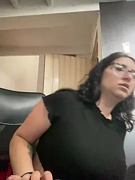 Kloe Novoa online show from February 2026 01:16:02 PM