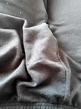 Snapshot of Andres__00 chatting on April 2026 03:42:02 PM Andres 00 online show from April 2026 03:42:02 PM