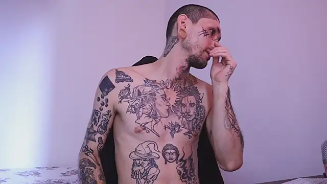 Snapshot of TokyoHatsumoto chatting on November 2025 04:56:01 PM TokyoHatsumoto online show from November 2025 04:56:01 PM