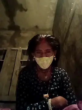 QRANSEXI online show from October 2025 03:02:01 PM