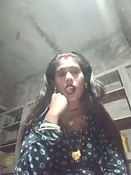 QRANSEXI online show from November 2025 03:13:02 PM