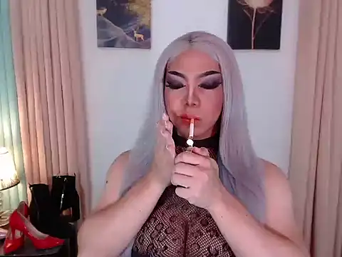  Danica Malibog  online show from November 2025 12:12:01 AM