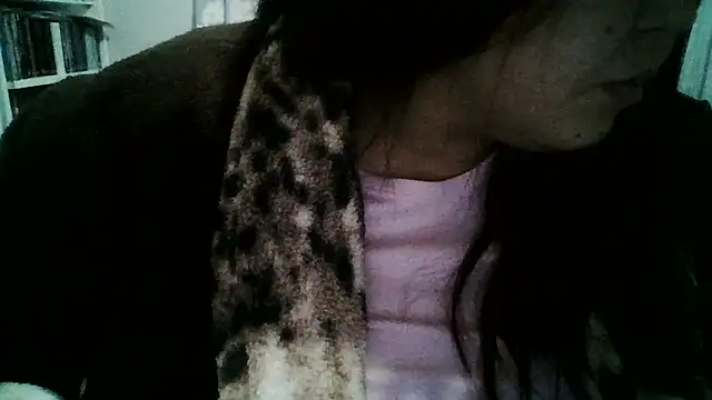 Snapshot of crazzyanne chatting on May 2026 03:37:02 AM crazzyanne online show from May 2026 03:37:02 AM