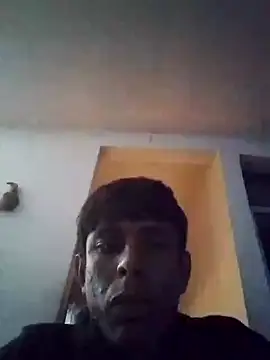 TuFlapito online show from November 2025 04:58:02 AM