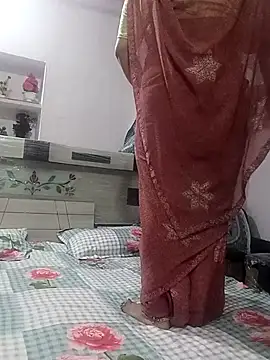 Snapshot of Best_couple2001 chatting on November 2025 03:02:01 PM Best couple2001 online show from November 2025 03:02:01 PM