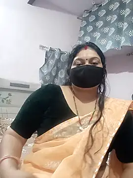 Snapshot of Best_couple2001 chatting on November 2025 06:45:01 AM Best couple2001 online show from November 2025 06:45:01 AM