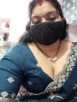 Snapshot of Best_couple2001 chatting on November 2025 06:57:02 AM Best couple2001 online show from November 2025 06:57:02 AM