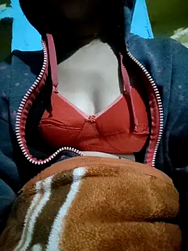 Poonam12A online show from November 2025 10:35:01 PM