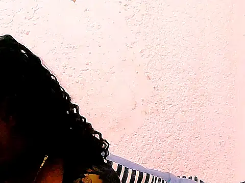 DOVE85 online show from November 2025 01:54:02 PM