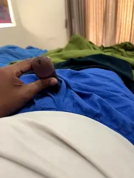 Raj3090 online show from November 2025 06:24:02 AM