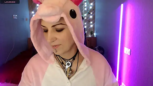 Sweet-n-Strong online show from November 2025 12:55:01 PM