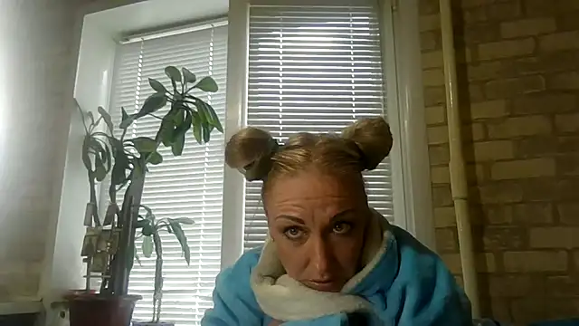 LilaniLoverx online show from October 2025 12:11:01 PM