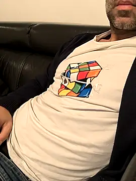 Evasionee online show from November 2025 10:59:02 AM