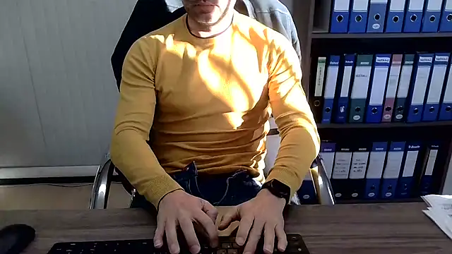 Evasionee online show from February 2026 07:18:01 AM