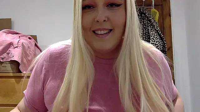 goddessbarbie444 online show from November 2025 10:32:02 PM