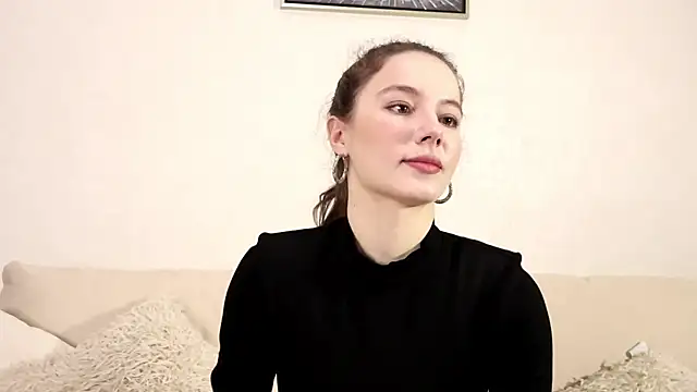 Petalwren online show from December 2025 11:36:02 AM