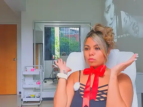 diosadeluniverso online show from March 2026 04:29:01 PM