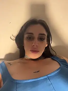 gigi333regi online show from November 2025 08:33:02 PM