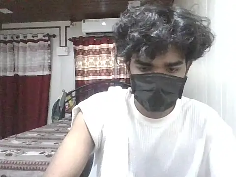 kriZ08 online show from June 2026 08:19:01 AM