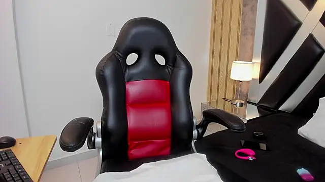 CloePerson online show from January 2026 03:39:02 PM