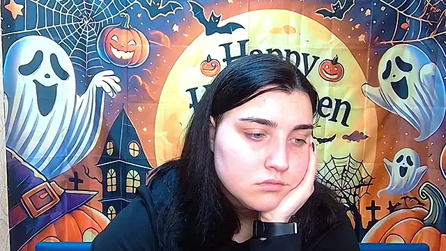 ScarletCargo online show from October 2025 06:06:02 AM