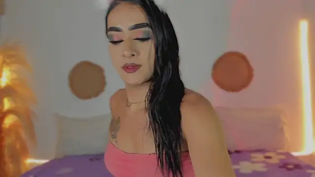 Maria Jhonees online show from November 2025 04:01:02 AM