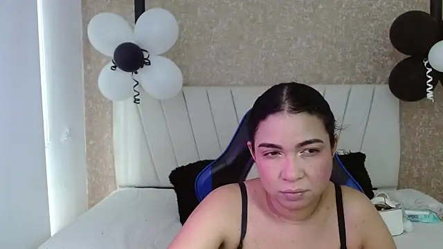 AliceSmity  online show from February 2026 12:00:01 PM