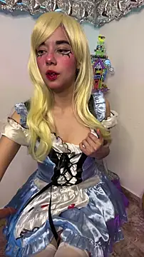 Snapshot of wetbyAlice chatting on October 2025 11:38:01 PM wetbyAlice online show from October 2025 11:38:01 PM