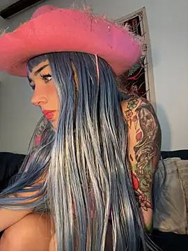 Snapshot of NinaHex chatting on November 2025 01:54:02 PM NinaHex online show from November 2025 01:54:02 PM