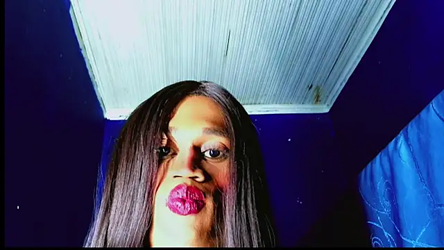 Kloe cardashan online show from October 2025 03:09:01 AM