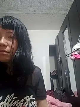 Angeline Thompson online show from December 2025 02:05:02 AM