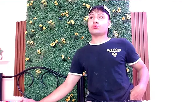 Snapshot of angel666smit chatting on October 2025 02:53:01 PM angel666smit online show from October 2025 02:53:01 PM