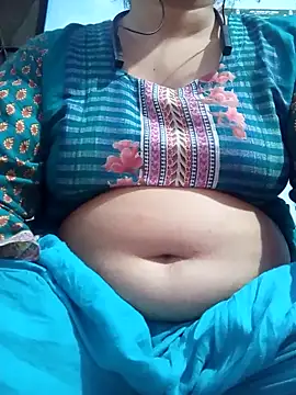 Snapshot of Naughty_Mow chatting on November 2025 03:39:01 AM Naughty Mow online show from November 2025 03:39:01 AM