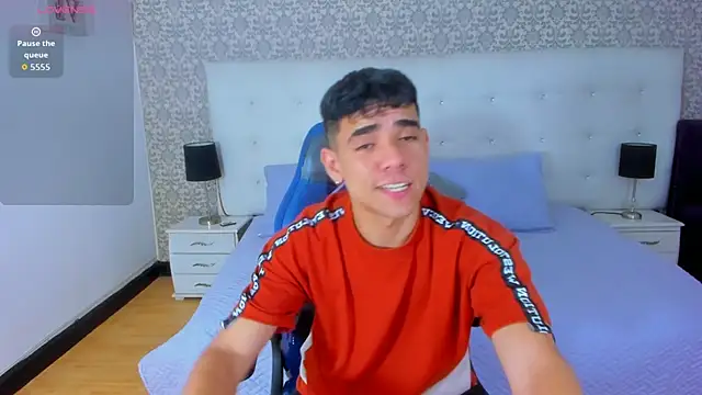 zack joness18 online show from March 2026 09:42:02 PM