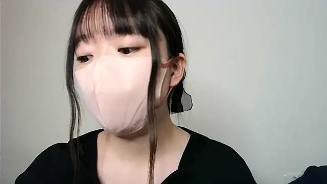 yua chan00 online show from November 2025 01:11:01 PM