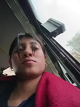 YeseniaRodriguez3 online show from November 2025 09:04:01 PM