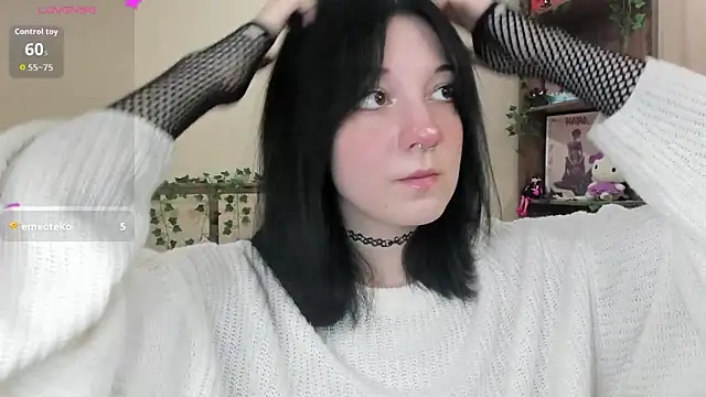 1lisabunny online show from November 2025 07:34:02 PM