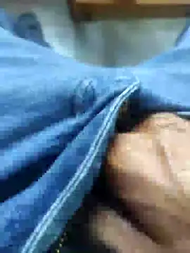 NeededCliff67 online show from November 2025 06:37:02 AM